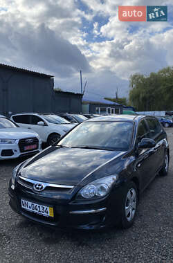 Универсал Hyundai i30 2009 в Луцке