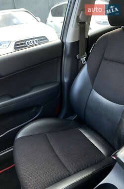 Универсал Hyundai i30 2009 в 
