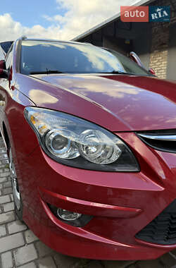 Универсал Hyundai i30 2011 в 
