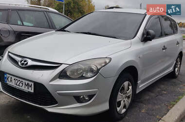 Універсал Hyundai i30 2010 в Києві