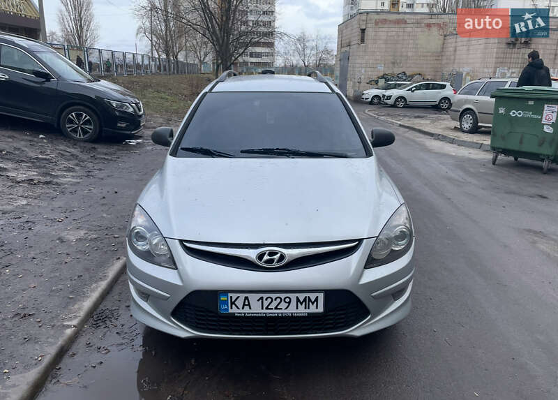 Универсал Hyundai i30 2010 в Киеве фото 2 Универсал Hyundai i30 2010 в Киеве