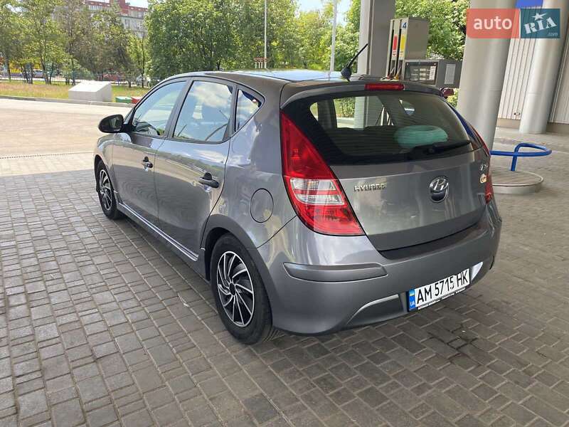 Хэтчбек Hyundai i30 2011 в Николаеве