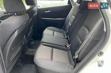 Хэтчбек Hyundai i30 2009 в 