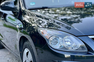 Хэтчбек Hyundai i30 2009 в 