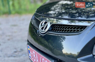 Хэтчбек Hyundai i30 2009 в 