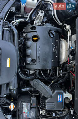 Хэтчбек Hyundai i30 2009 в 