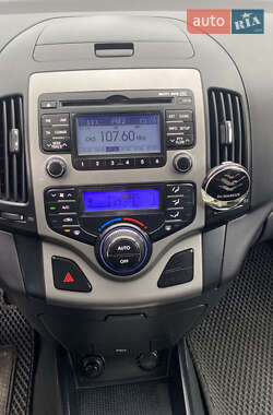 Универсал Hyundai i30 2008 в 