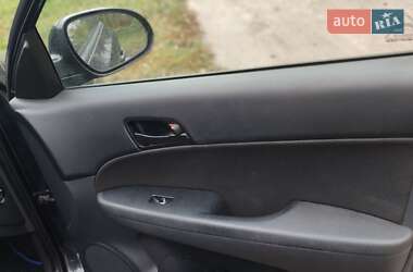 Универсал Hyundai i30 2010 в 