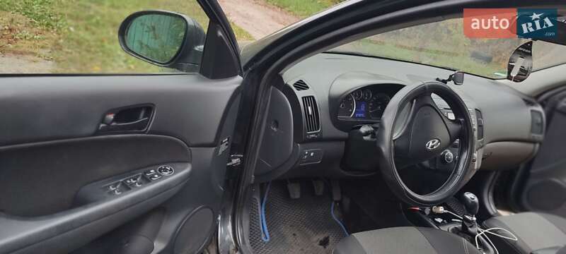 Универсал Hyundai i30 2010 в Харькове