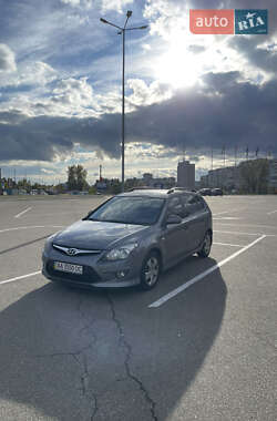 Универсал Hyundai i30 2011 в Киеве