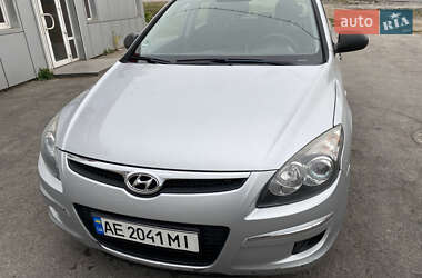 Универсал Hyundai i30 2009 в 