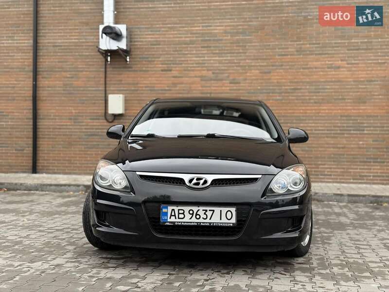 Хэтчбек Hyundai i30 2009 в Казатине
