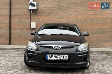 Хэтчбек Hyundai i30 2009 в 