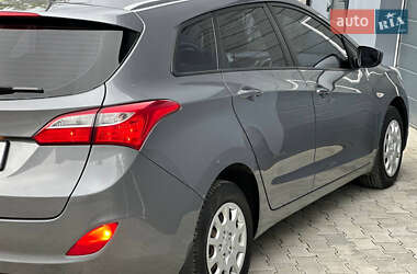 Универсал Hyundai i30 2013 в 