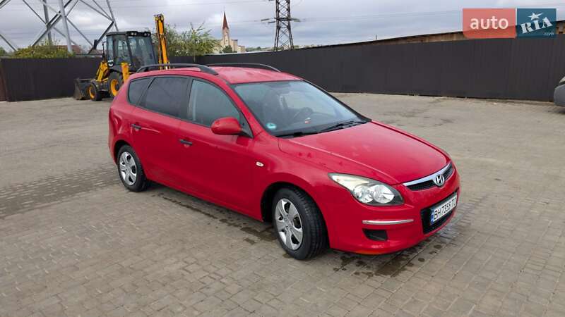 Универсал Hyundai i30 2009 в Одессе