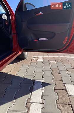 Хэтчбек Hyundai i30 2008 в 