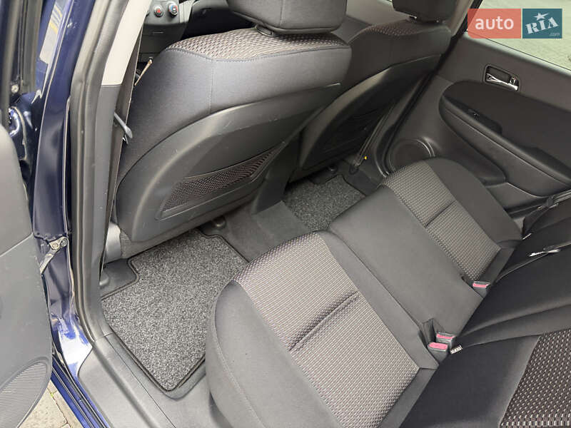 Хэтчбек Hyundai i30 2008 в Полтаве