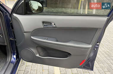 Хэтчбек Hyundai i30 2008 в 