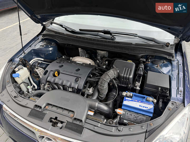 Хэтчбек Hyundai i30 2008 в Полтаве