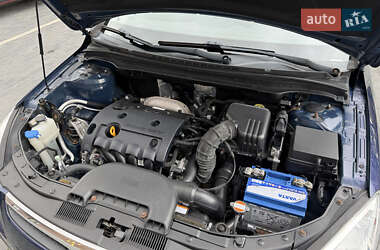 Хэтчбек Hyundai i30 2008 в 