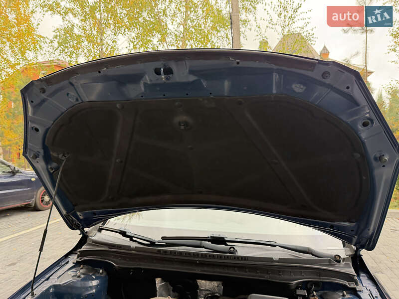 Хэтчбек Hyundai i30 2008 в Полтаве