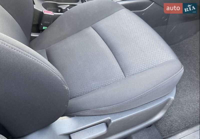 Хэтчбек Hyundai i30 2008 в Киеве