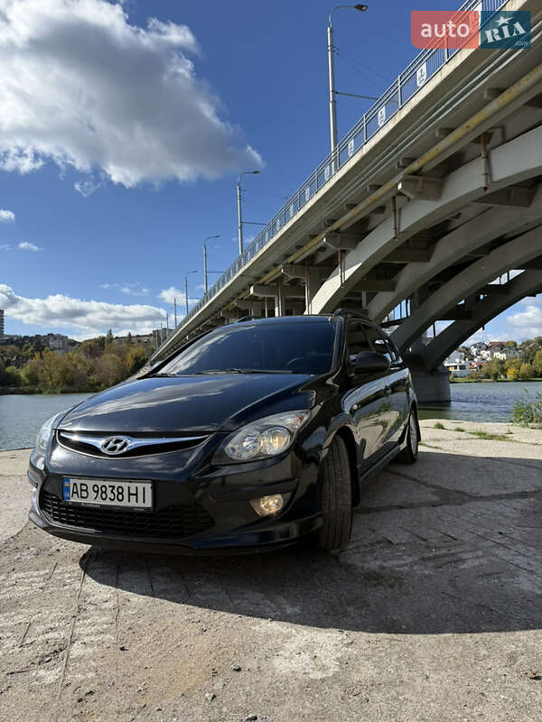 Универсал Hyundai i30 2011 в 