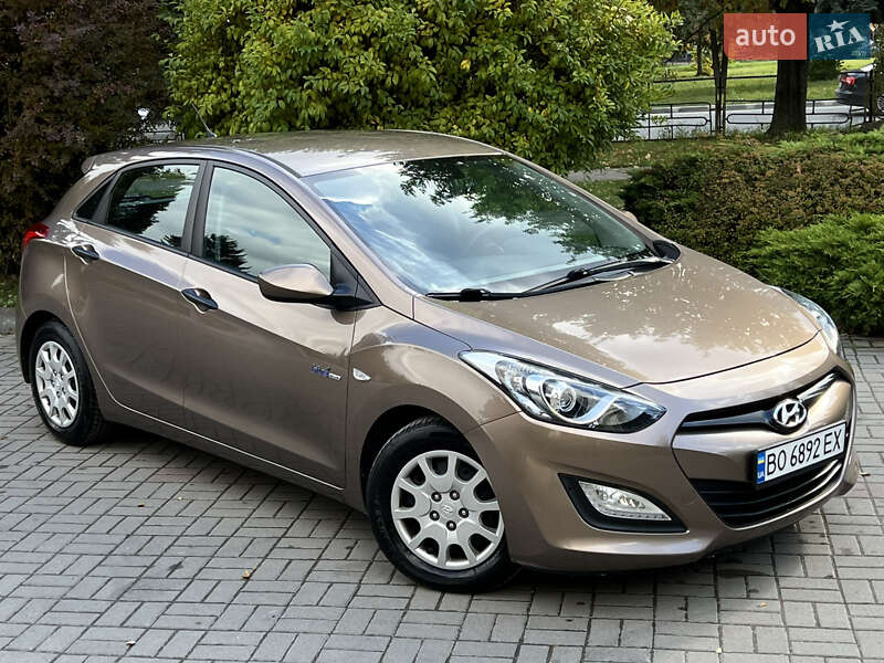 Хетчбек Hyundai i30 2014 в Тернополі