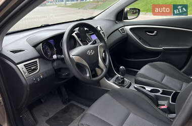 Хэтчбек Hyundai i30 2014 в 