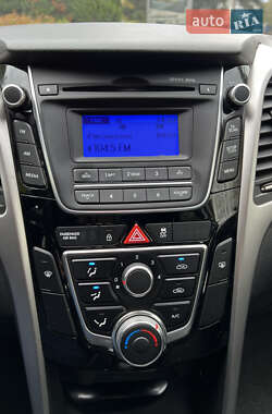 Хэтчбек Hyundai i30 2014 в 