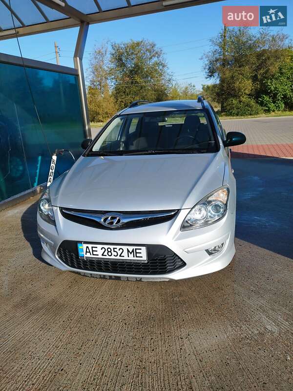 Универсал Hyundai i30 2010 в Белгороде-Днестровском