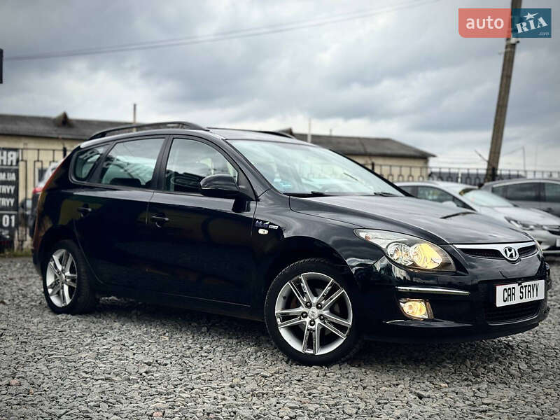 Универсал Hyundai i30 2009 в Стрые