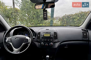 Хэтчбек Hyundai i30 2008 в 
