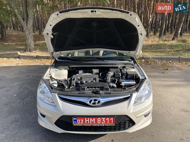 Універсал Hyundai i30 2008 в Миколаєві