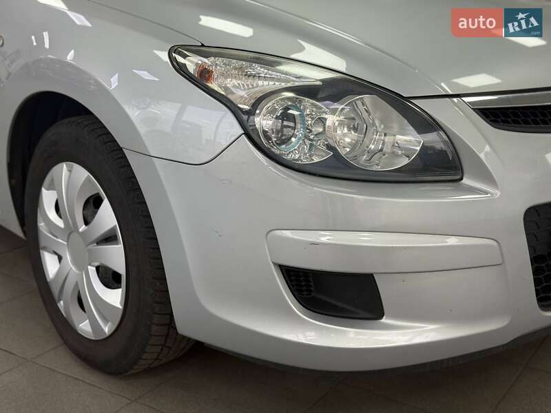 Хэтчбек Hyundai i30 2009 в Киеве фото 3 Хэтчбек Hyundai i30 2009 в Киеве