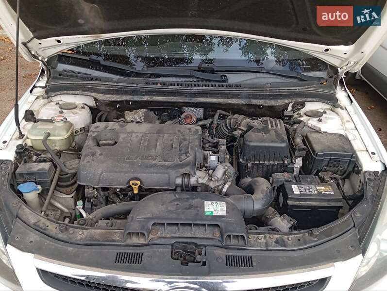 Универсал Hyundai i30 2010 в Житомире
