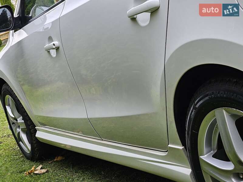 Универсал Hyundai i30 2009 в Бориславе