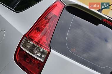 Универсал Hyundai i30 2009 в 