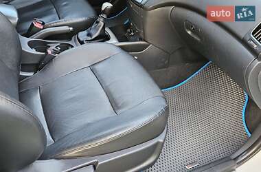 Универсал Hyundai i30 2009 в 