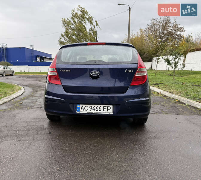 Хэтчбек Hyundai i30 2010 в Дубно фото 5 Хэтчбек Hyundai i30 2010 в Дубно