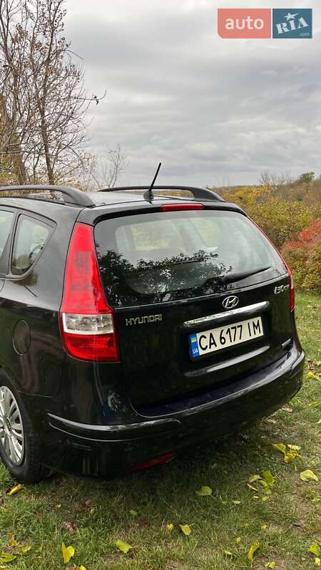 Універсал Hyundai i30 2010 в Смілі