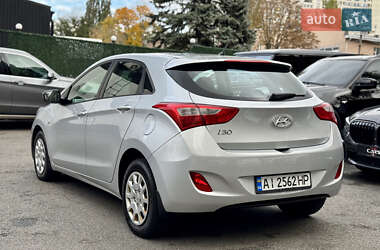 Хетчбек Hyundai i30 2014 в 