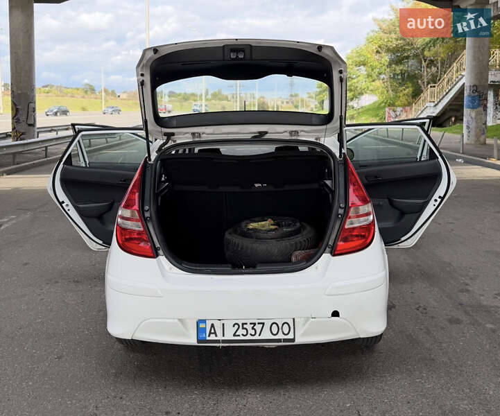 Хетчбек Hyundai i30 2010 в Одесі