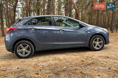 Хэтчбек Hyundai i30 2013 в 