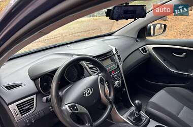 Хэтчбек Hyundai i30 2013 в 