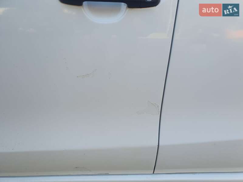 Хетчбек Hyundai i30 2011 в Рівному фото 31 Хетчбек Hyundai i30 2011 в Рівному