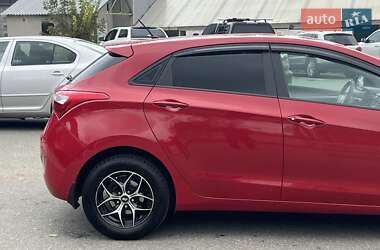 Хэтчбек Hyundai i30 2013 в 
