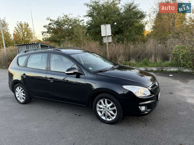 Универсал Hyundai i30 2008 в Луцке фото 3 Универсал Hyundai i30 2008 в Луцке