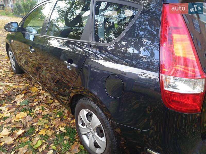 Універсал Hyundai i30 2009 в Черкасах фото 4 Універсал Hyundai i30 2009 в Черкасах