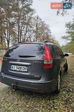 Універсал Hyundai i30 2010 в  фото 35 Універсал Hyundai i30 2010 в